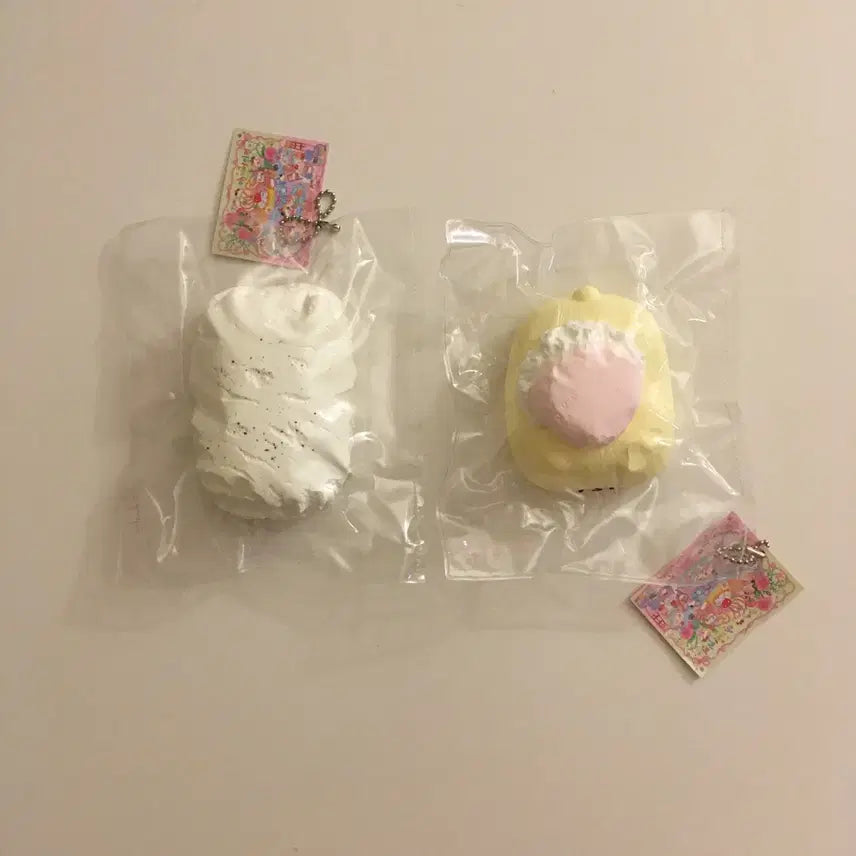 [BUNJANG] Ohmo Whipping Cookie &amp; Cream, Strawberry Squishy Bundle Set / ohmo 오모 휘핑 쿠앤크 . 딸기 말랑이 일괄