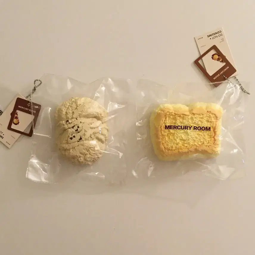 [BUNJANG] Mercuryroom Squishy Bread Bundle Set / Mercuryroom 머큐리룸 식빵 빵 말랑이 일괄