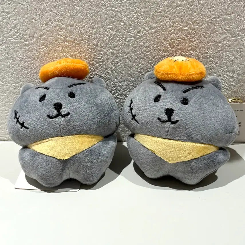 [BUNJANG] Gray Wolf Plush with Bib / 턱받이 회색 늑대 인형
