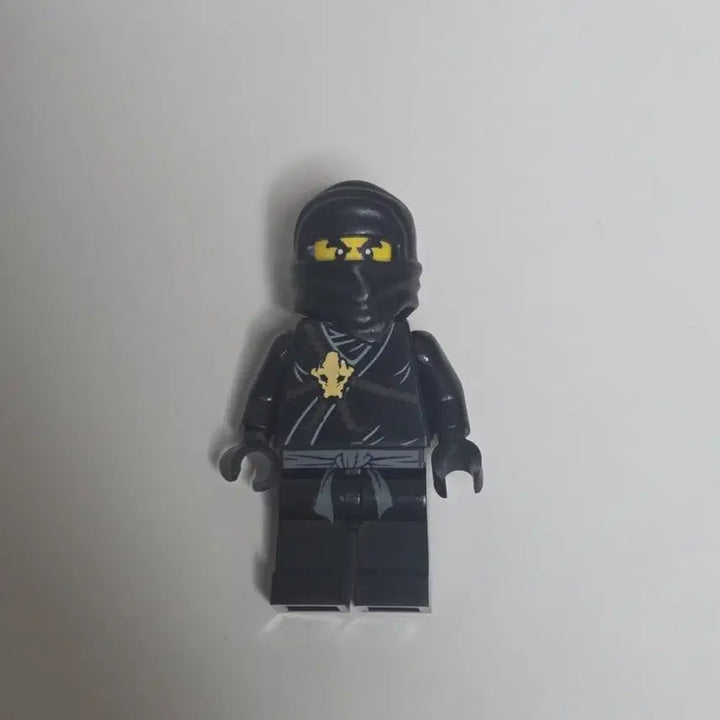 [BUNJANG] Lego Ninjago Cole Training Outfit Minifigure / 정품새제품)레고 닌자고 훈련도복 콜 미니피규어  팝니다상태좋습니다 직거래및 택배거래합니다