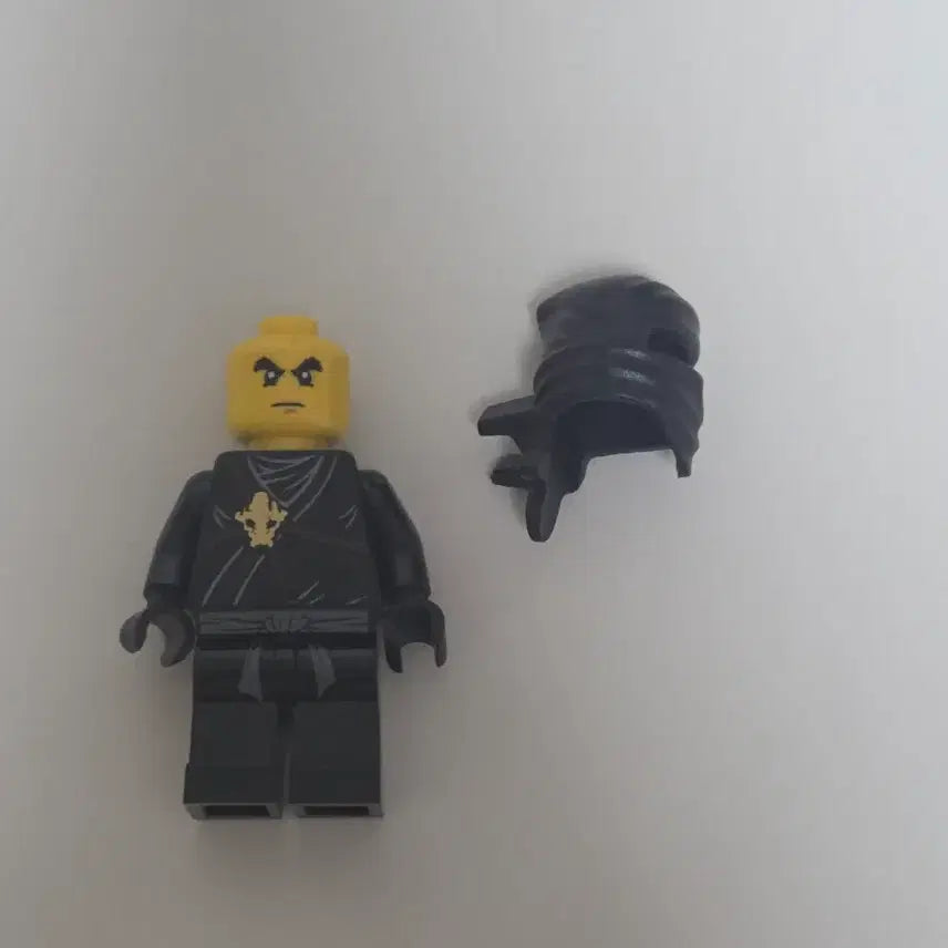 [BUNJANG] Lego Ninjago Cole Training Outfit Minifigure / 정품새제품)레고 닌자고 훈련도복 콜 미니피규어  팝니다상태좋습니다 직거래및 택배거래합니다