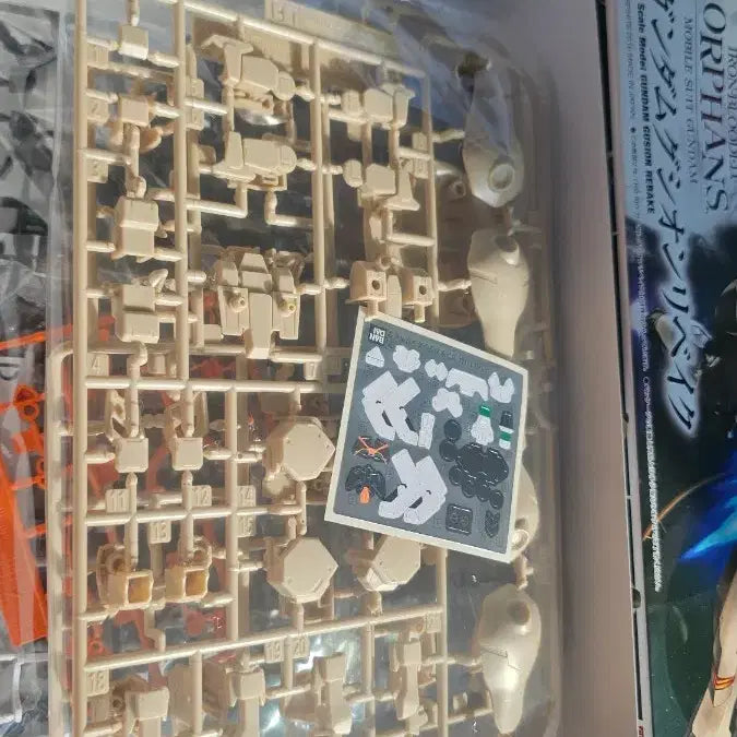[BUNJANG] HG Gusion Rebake Model Kit / (새상품)HG 구시온 리베이크