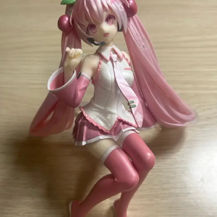 [BUNJANG] Sakura Miku 2024 Noodle Stopper Figure / 사쿠라 미쿠 2024 누들스토퍼