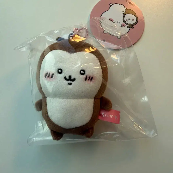 [BUNJANG] Chiikawa Cheeky Beetle (Early Version) Plush / 일본 치이카와샵 볼터치 풍뎅이(초창기버전)