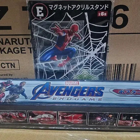 [BUNJANG] Spider-Man Goods Bundle (Acrylic Stand + Bromide) / 스파이더맨 굿즈(아크릴 스탠드+ 브로마이드) 일괄 택포