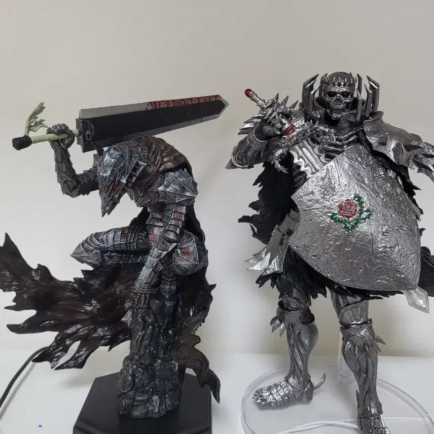 [BUNJANG] Berserk Skull Knight &amp; Guts Figure Bundle / 베르세르크 제일복권 해골기사 노박, 광전사 갑주 가츠 리페 피규어 일괄판매합니다.