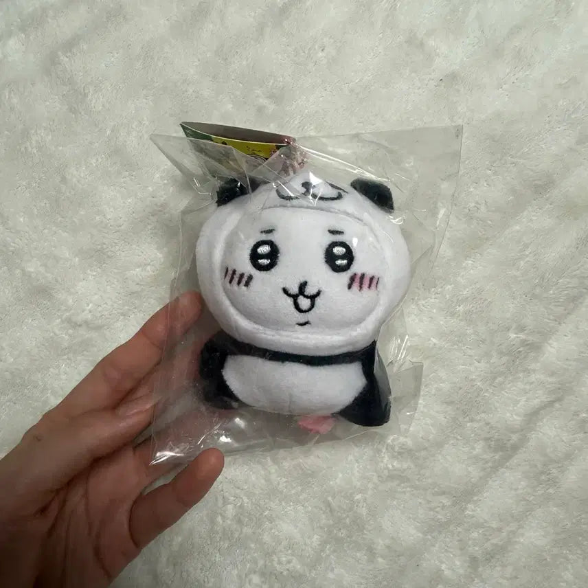 [BUNJANG] Chiikawa Panda Keychain / 판다 치이카와 먼작귀 키링