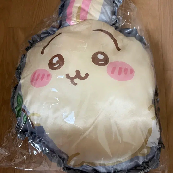 [BUNJANG] Chiikawa Usagi Cushion / 치이카와 쿠션 우사기