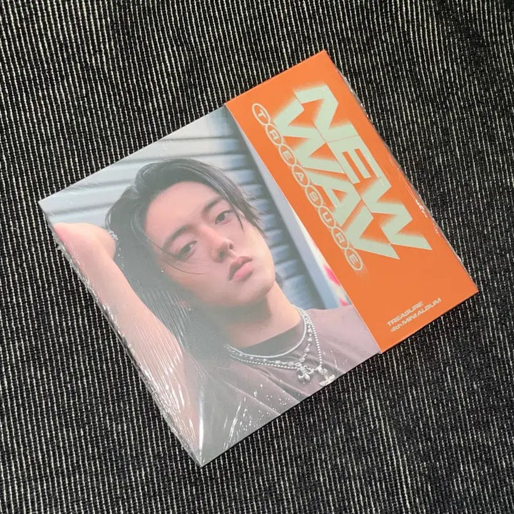[BUNJANG] TREASURE 4th Mini Album NEW WAV Haruto Version Individual Album / 트레저 4th 미니앨범 NEW WAV 하루토 버전 개인반 RAW VER 뉴웨이브 앨범