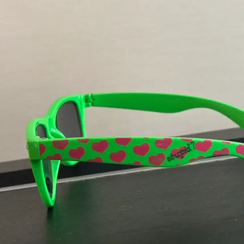 [BUNJANG] Hide Guitar Miniature + Hide Sunglasses Bundle Set / 히데 hide 기타 미니어처 + 히데 선글라스 일괄