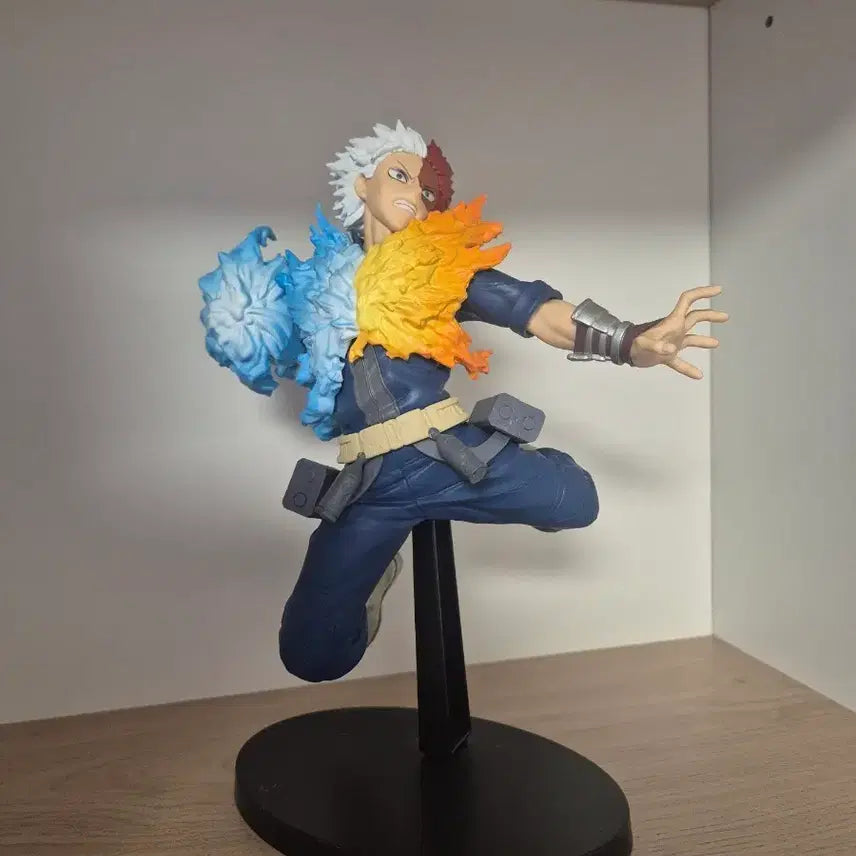 [BUNJANG] Maxx Collectibles Todoroki Figure (Box Included) / (택포)(박스o)맥시매틱 토도로키 피규어
