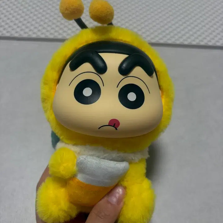 [BUNJANG] Crayon Shin-chan Bee &amp; Red Panda Plush Bundle Set / 짱구 꿀벌,레서판다 일괄