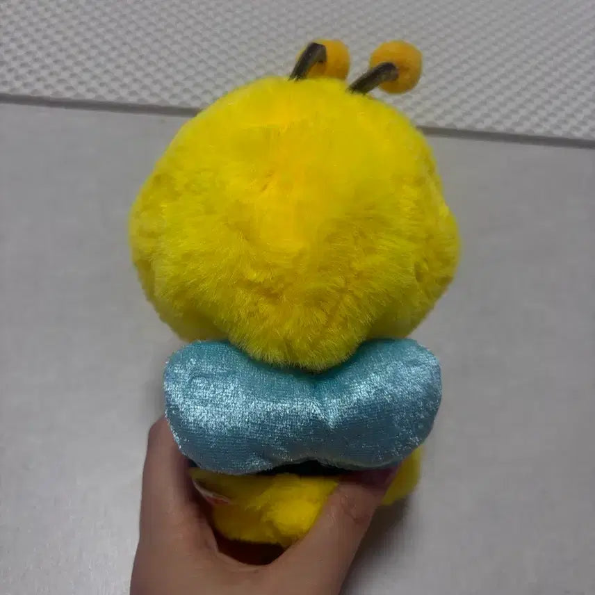 [BUNJANG] Crayon Shin-chan Bee &amp; Red Panda Plush Bundle Set / 짱구 꿀벌,레서판다 일괄