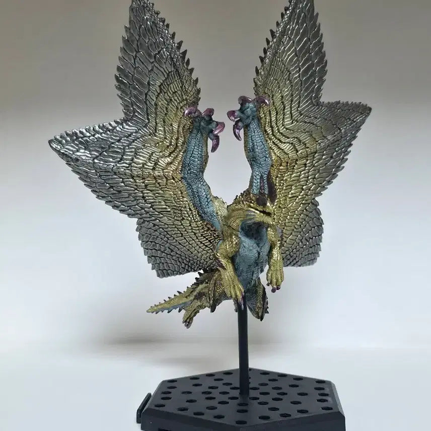 [BUNJANG] Monster Hunter Figure Set - Elder Dragon 3-Piece Bundle (Chameleos, Kushala Daora Clear Junk, Valstrax Clear Junk) / 최종가격)몬스터헌터 스탠다드 피규어 고룡 몬스터 일괄3종(샤가르마가라, 이베르카나 클리어 정크,발파루크 클리어 정크