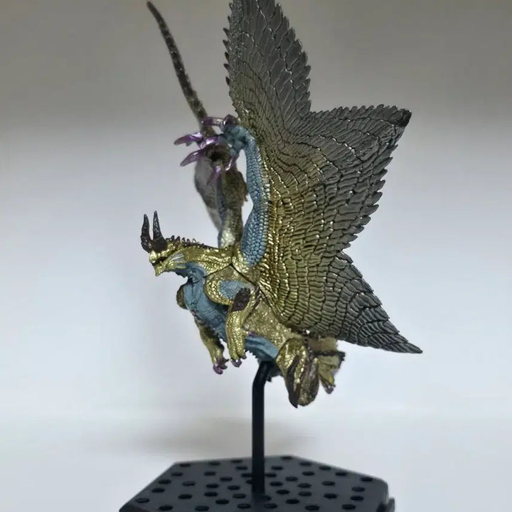 [BUNJANG] Monster Hunter Figure Set - Elder Dragon 3-Piece Bundle (Chameleos, Kushala Daora Clear Junk, Valstrax Clear Junk) / 최종가격)몬스터헌터 스탠다드 피규어 고룡 몬스터 일괄3종(샤가르마가라, 이베르카나 클리어 정크,발파루크 클리어 정크