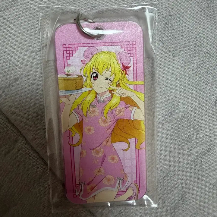 [BUNJANG] Aikatsu! Ringo Ichigo 10th Anniversary Keyring / 아이엠스타 아이카츠 라임 이치고 10주년 키링 판매