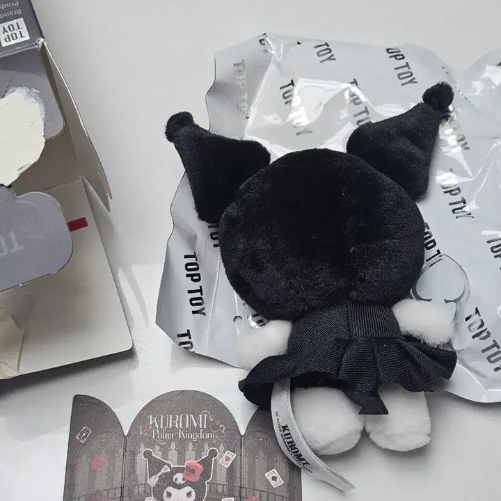 [BUNJANG] Kuromi Poker Kingdom Box / 쿠로미 포커 킹덤 박스