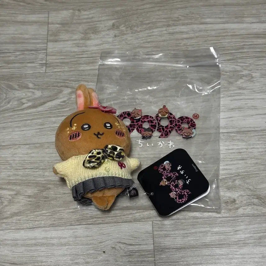 [BUNJANG] Chiikawa Gyaru Usagi Plush / 치이카와 갸루 우사기