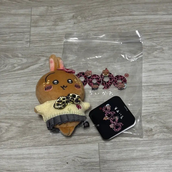[BUNJANG] Chiikawa Gyaru Usagi Plush / 치이카와 갸루 우사기
