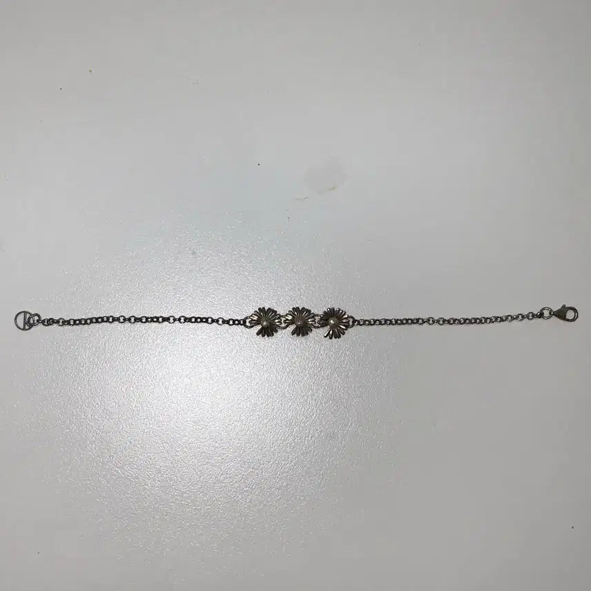 [BUNJANG] Peaceminusone Daisy Bracelet (Size S) / 피스마이너스원 피마원 데이지팔찌 s 판매합니다