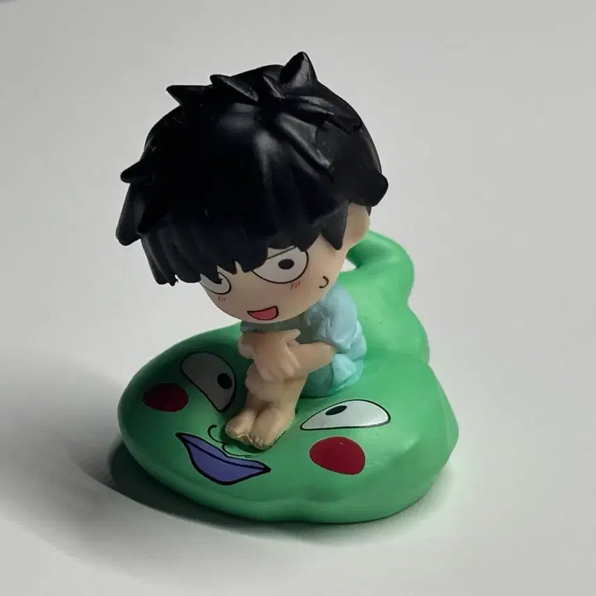 [BUNJANG] Mob Psycho 100 Mob &amp; Ekubo Figure Bundle Set / 일괄) 모브사이코100 모브 에쿠보 피규어 가챠