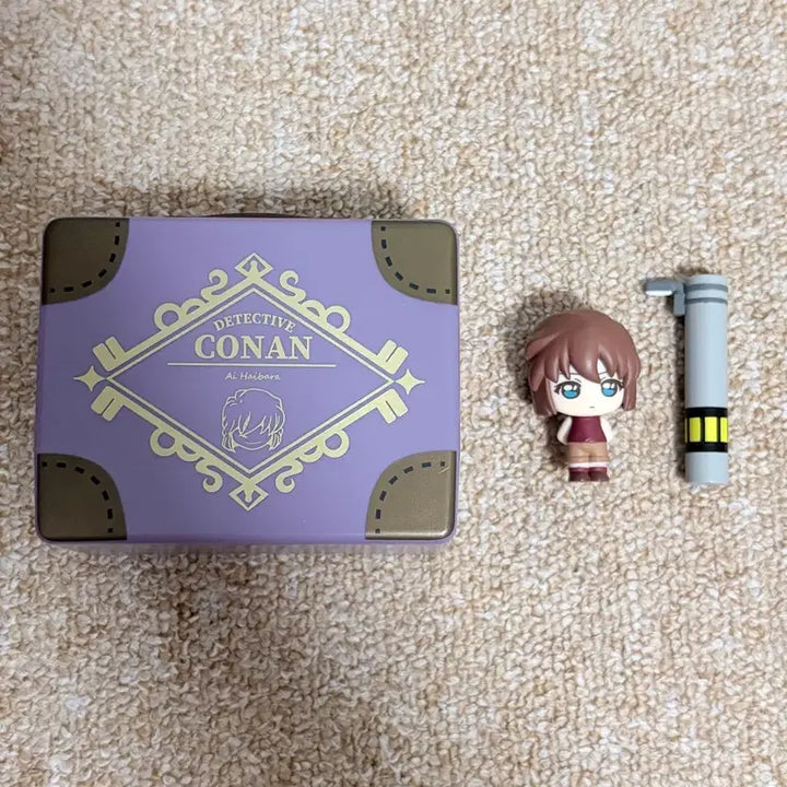 [BUNJANG] Detective Conan Ran Mouri Suitcase Figure / 명탐정코난 장미 수트케이스 피규어