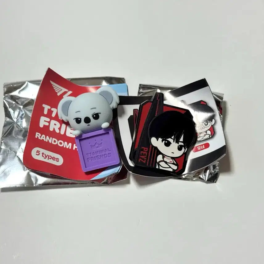 [BUNJANG] Peyz Phase Hyper Metal Badge Pin / [일괄] 페이즈 히퍼 메탈 뱃지 핀뱃지 가챠 티원 강남 베캠 베이스캠프 서울스카이 잠실 롯데 타워 T1 Peyz