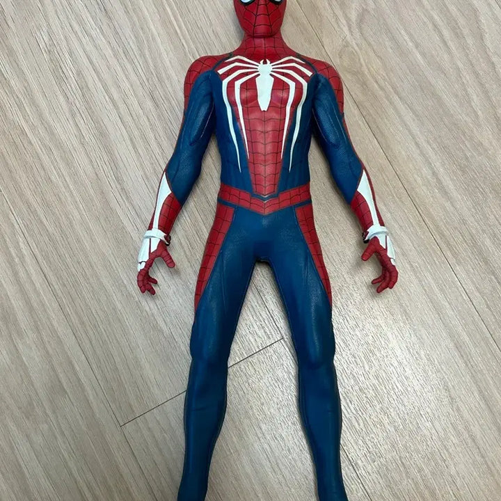 [BUNJANG] Hot Toys Spider-Man Advanced Suit VGM31 / 핫토이 스파이더맨 어드밴스드 vgm31
