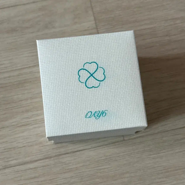 [BUNJANG] DAY6 Mad Ring Ring / 데이식스 마데링
