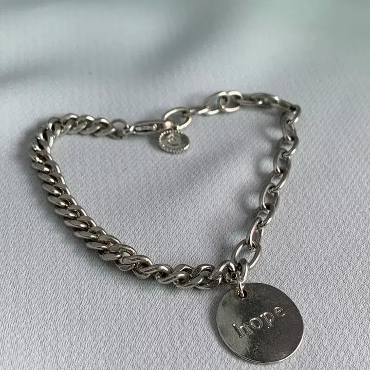 [BUNJANG] BTS J-Hope Bracelet / 방탄 BTS HOPE 팔찌