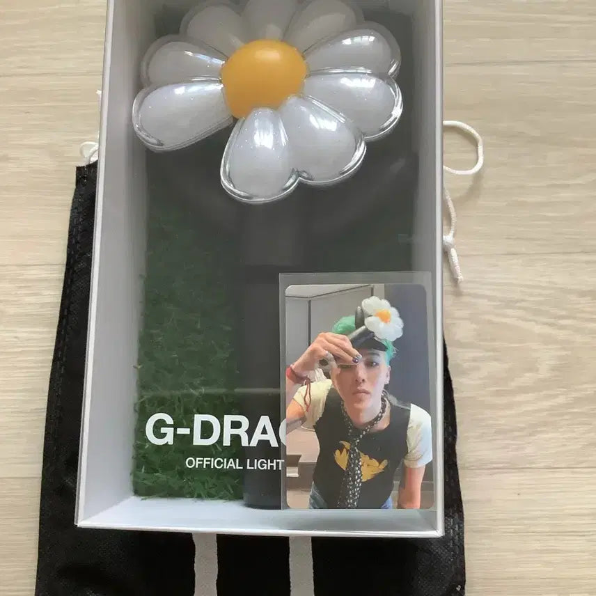 [BUNJANG] G-Dragon Daisy Bong Lightstick / 데이지봉 판매
