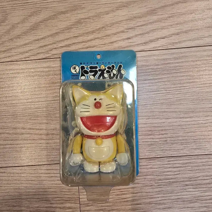 [BUNJANG] Medicom Toy Kubrick Doraemon Yellow Version / 메디콤 토이 큐브릭(KUBRICK)  도라에몽, 노란 도라에몽