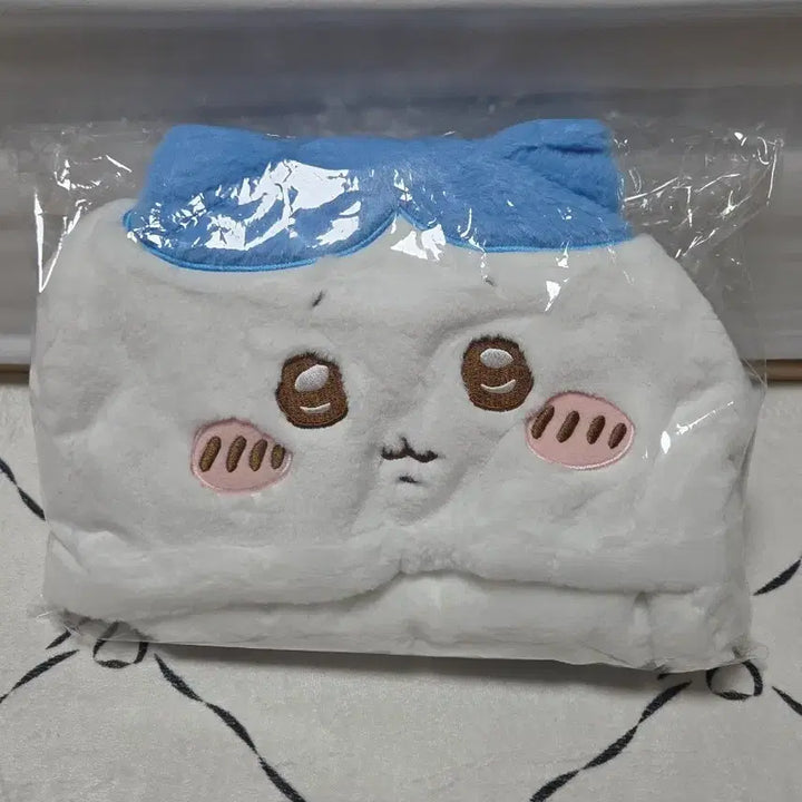[BUNJANG] Chiikawa Hachiware Official Hooded Muffler New / 치이카와 하치와레 정품 후드머플러 목도리 새상품