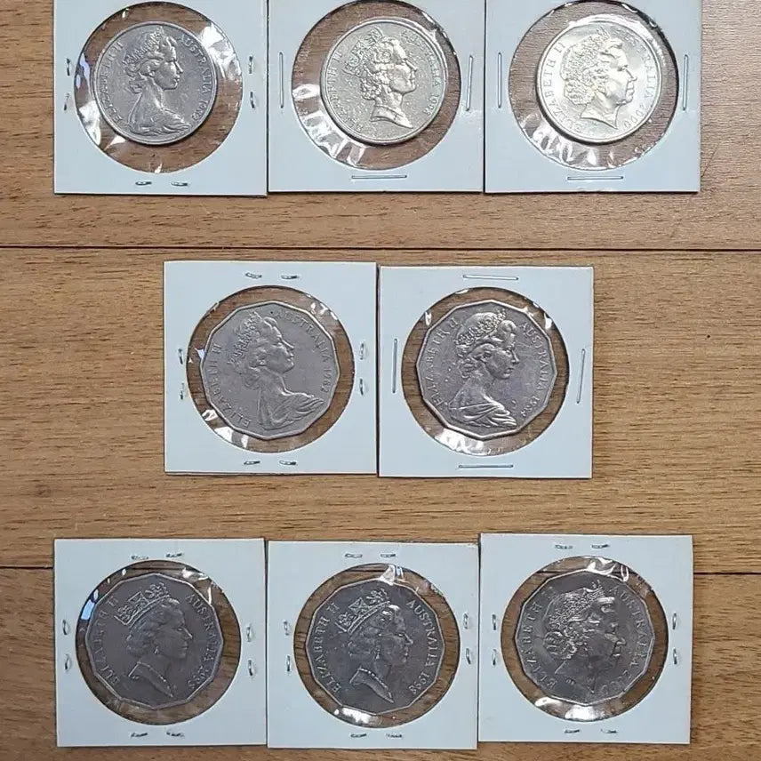 [BUNJANG] Australia Queen Elizabeth II Coin Set (8-Piece Bundle) / 호주동전 영국 여왕 엘리자베스 2세 얼굴 8개 일괄