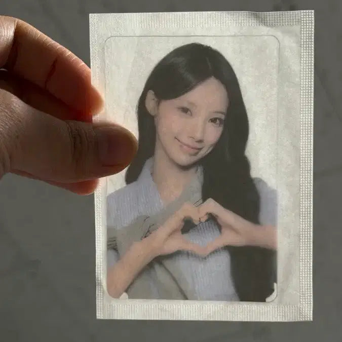 [BUNJANG] Ressine Won Photocard / [미개봉] 리센느빵 리센느 원이 포토카드 포카