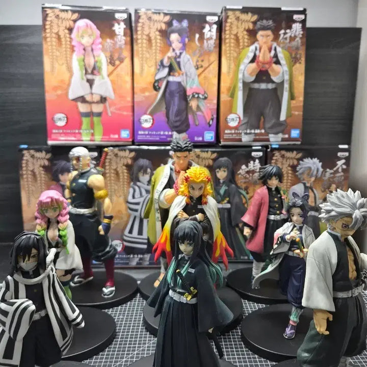 [BUNJANG] Demon Slayer Hashira Figure Bundle Set (9 Figures) / (마지막 할인 7만원) (9개 일괄) 귀멸의 칼날 주 피규어 정품