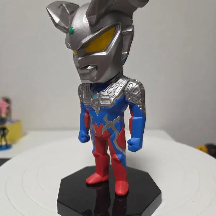 [BUNJANG] Ultraman Zero Figure (No Box) / 울트라맨 제로 피규어 (노박스)