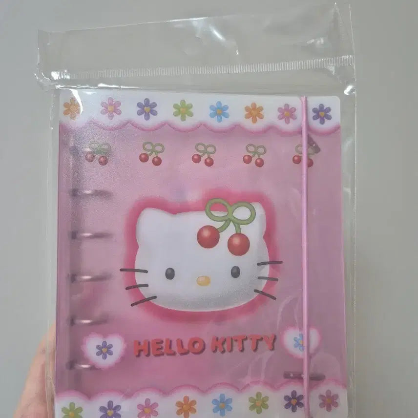 [BUNJANG] Sanrio Hello Kitty Binder with 4 types of Inserts / 산리오 문방구 헬로키티 키티 바인더 속지