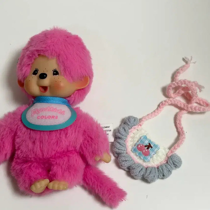 [BUNJANG] Monchhichi Colors Hot Pink Keyring / 몬치치 컬러즈 핫핑크(+턱받이)