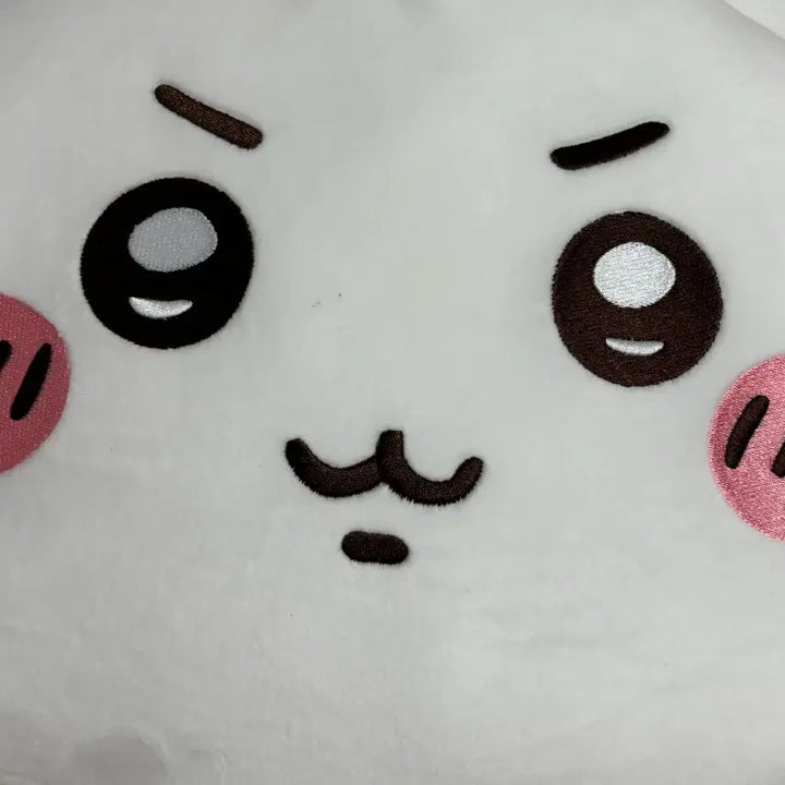 [BUNJANG] Chiikawa Mochi Face Cushion / 치이카와 모찌 페이스 쿠션