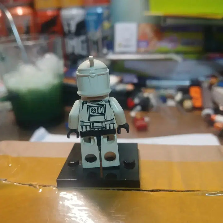 [BUNJANG] LEGO Star Wars Clone Trooper Figure with Stand / 레고 스타워즈 클론 트루퍼 피규어
