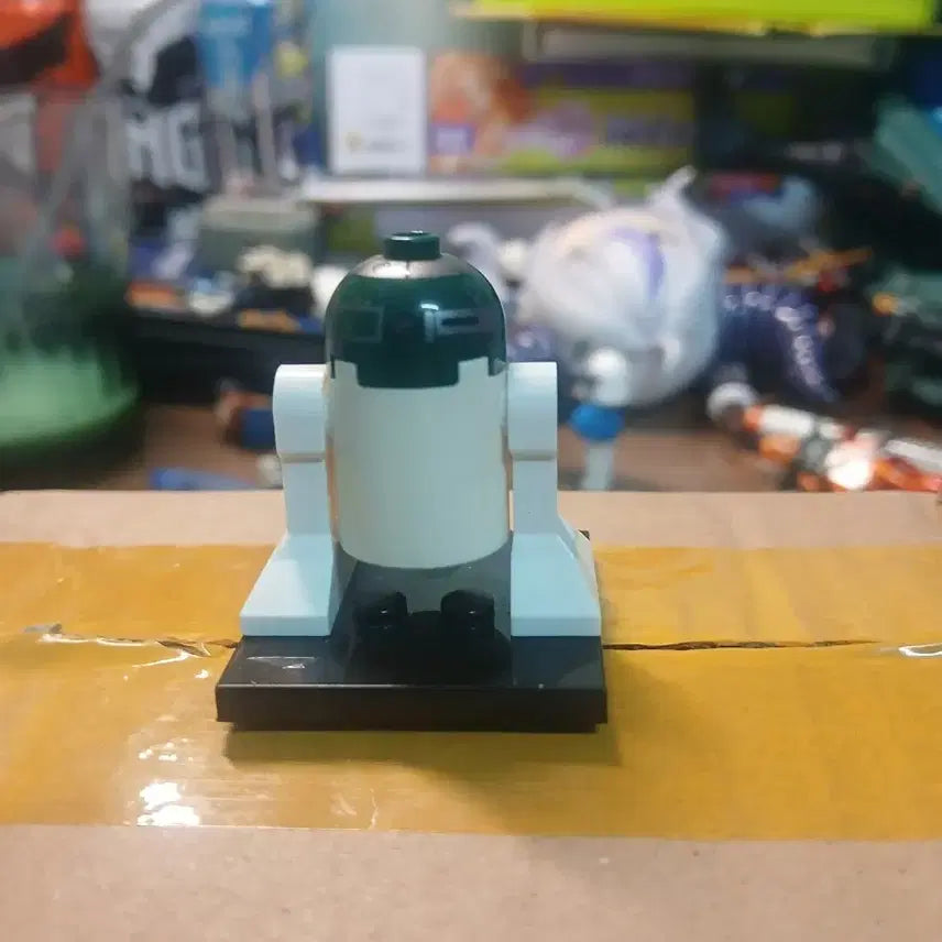 [BUNJANG] LEGO Star Wars R2-D2 Figure / 레고 스타워즈 R2-D2 피규어