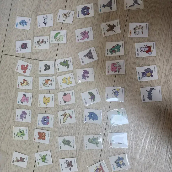 [BUNJANG] Pokemon Stickers Bundle Set (57 pcs) / 포켓몬 띠부씰 57개 일괄로 팔아요