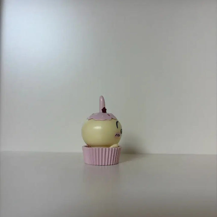 [BUNJANG] Nanzakgui Usagi Hidden Cupcake Figure / 먼작귀 우사기 팝니다