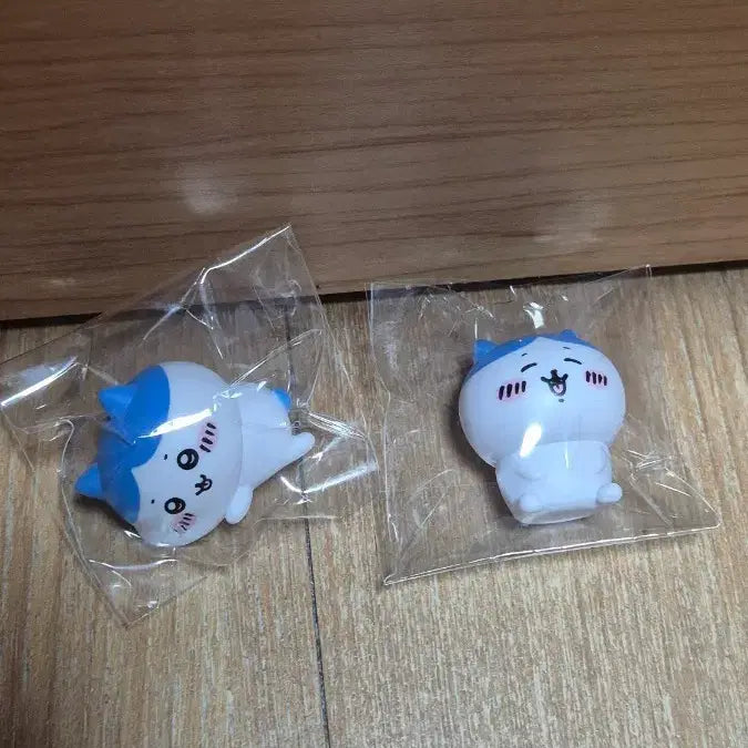 [BUNJANG] Chiikawa Hachiware Mini Figure 2 Types Bundle Set / 치이카와 하치와레 미니 피규어 2종 일괄