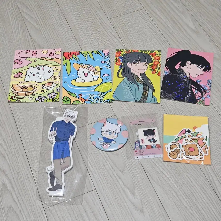 [BUNJANG] Nyahhan Man Character Goods Bundle Set (Sealed) / (미개봉) 냐한남자 춘배 영철 나비 이지 단행본 출간기념 팝업 굿즈 뱃지 스티커 엽서 등신대 띠부씰