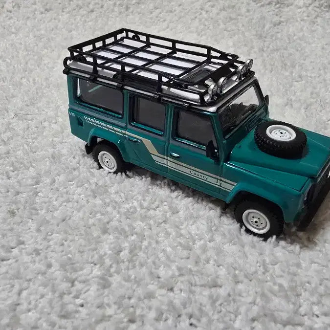 [BUNJANG] MingTyi Land Rover Defender 590 1/64 Scale Model / mingti 랜드로버 디펜더 590 1/64