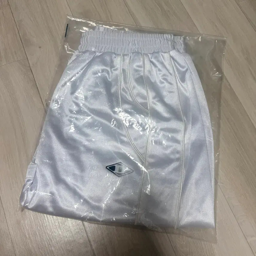 [BUNJANG] NCT DREAM BTTF Popup Shorts (M) / (포카X) 엔시티드림 BTTF 팝업 반바지 m