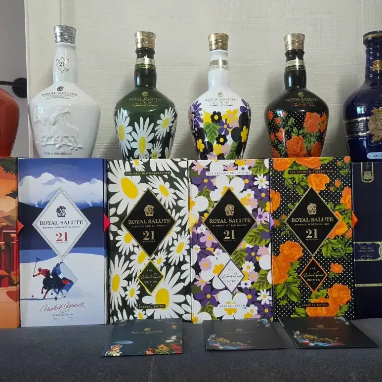 [BUNJANG] Royal Salute Whisky Empty Bottle Set with Case / 로얄살루트 위스키 세트 공병