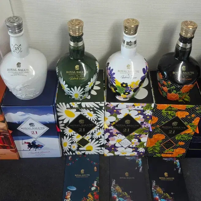 [BUNJANG] Royal Salute Whisky Empty Bottle Set with Case / 로얄살루트 위스키 세트 공병